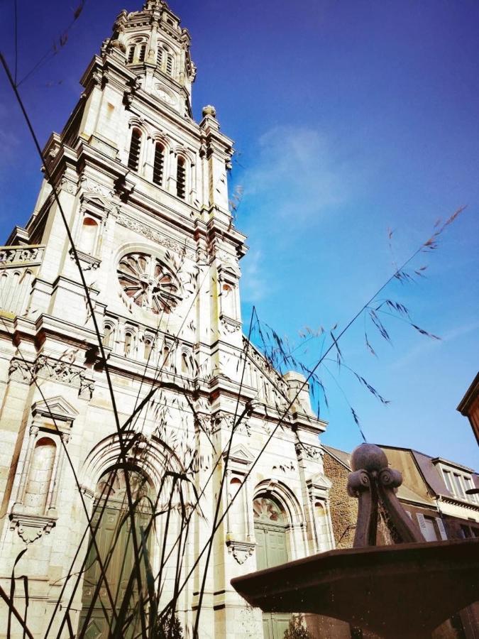 La Reine Appartamento Avranches Esterno foto